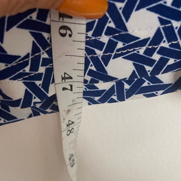 Leota Cindy Faux Wrap Soft Knit Midi Dress Size M Blue White Chain Print V-Neck - Picture 11 of 13